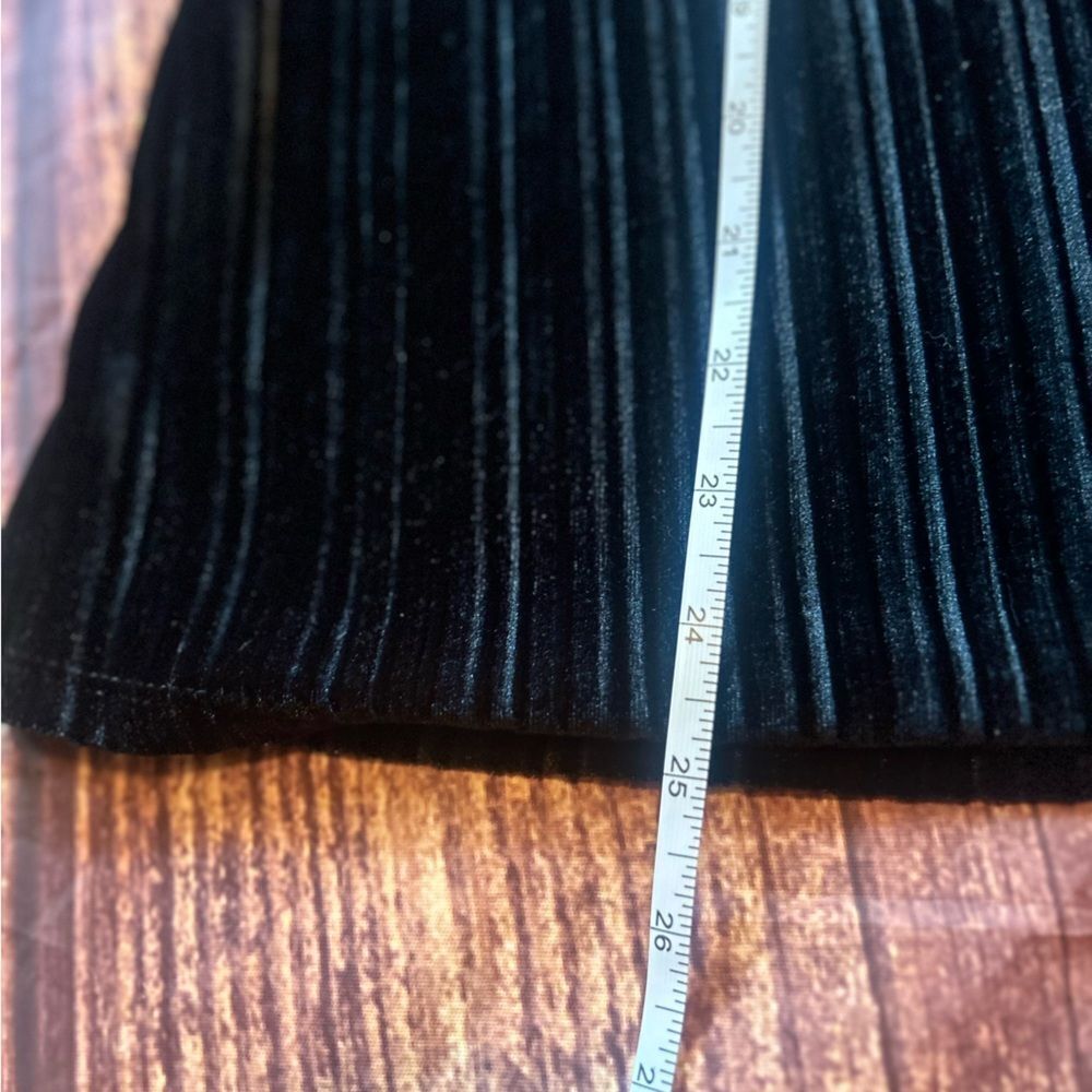 Women’s J. Jill Wearever Velvet Black Long Sleeve Size M - Picture 5 of 6